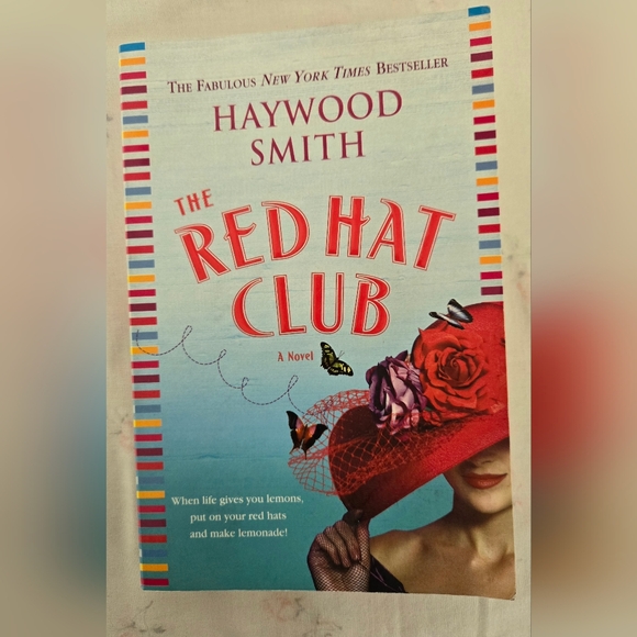 The Red Hat Club - Picture 2 of 6